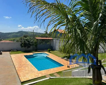 Fazenda / Sítio / Chácara com 4 Quartos à venda, 1000m² no , Mairinque