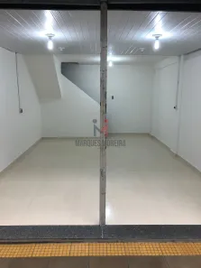 Loja / Salão / Ponto Comercial à venda, 39m² no Centro, Juiz de Fora