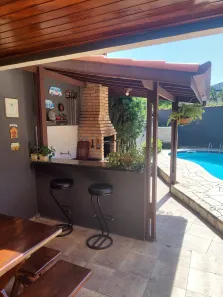 Sobrado com 3 Quartos para alugar, 150m² no São Lourenço, Bertioga