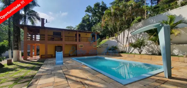 Fazenda / Sítio / Chácara com 3 Quartos à venda, 406m² no Parque Industrial do Pinheirinho, Embu das Artes