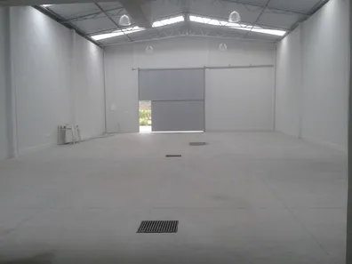 Galpão / Depósito / Armazém à venda, 320m² no Vau Açu, Viçosa