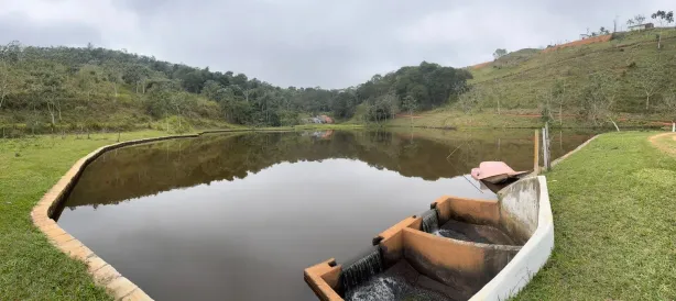 Terreno / Lote / Condomínio à venda, 600m² no , Igaratá