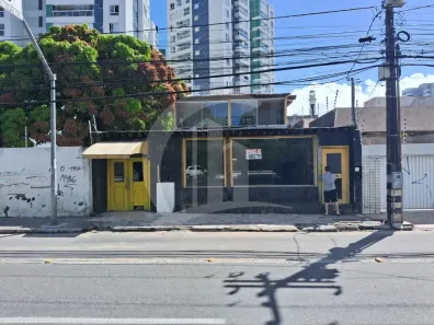 Galpão / Depósito / Armazém à venda, 360m² no Farolândia, Aracaju