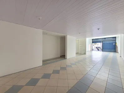 Conjunto Comercial / Sala para alugar, 108m² no Zona 01, Maringá