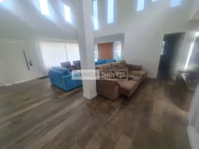 Casa com 3 Quartos para alugar, 300m² no Cascatinha, Curitiba