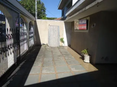 Casa Comercial com 4 Quartos para alugar, 300m² no Vila Prado, São Carlos
