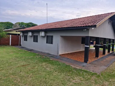 Fazenda / Sítio / Chácara com 3 Quartos à venda, 200m² no , Alvorada do Sul