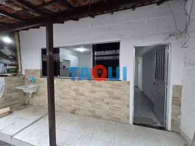 Apartamento com 2 Quartos para alugar, 50m² no Jardim Flamboyant, Cabo Frio