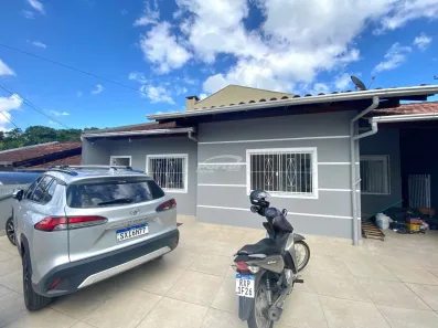 Casa com 3 Quartos para alugar, 80m² no Itoupava Central, Blumenau