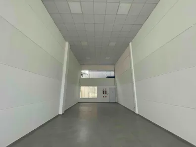 Conjunto Comercial / Sala para alugar, 112m² no Centro, Chapecó