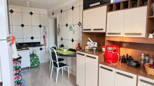 Sobrado com 2 Quartos à venda, 130m² no Parque Residencial Frezzarin, Santa Bárbara D'Oeste