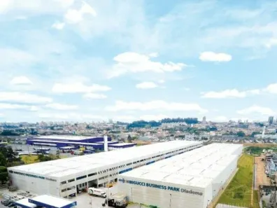 Galpão / Depósito / Armazém para alugar, 1025m² no Piraporinha, Diadema
