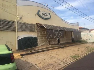 Prédio Inteiro à venda, 627m² no Vila José Bonifácio, Araraquara