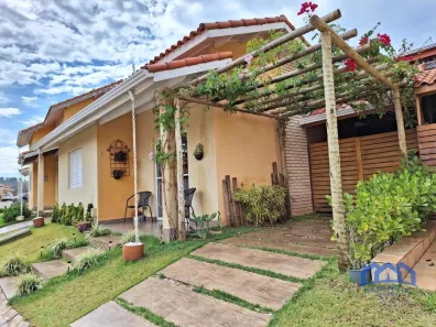 Fazenda / Sítio / Chácara com 2 Quartos à venda, 250m² no , Mairinque