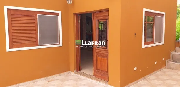 Fazenda / Sítio / Chácara com 2 Quartos à venda, 246m² no Itaquaciara, Itapecerica da Serra