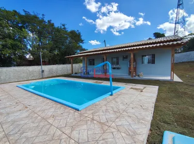 Fazenda / Sítio / Chácara com 2 Quartos à venda, 750m² no Saracura, Esmeraldas