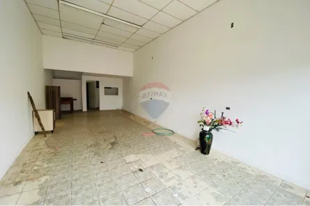 Loja / Salão / Ponto Comercial para alugar, 68m² no Centro, Atibaia