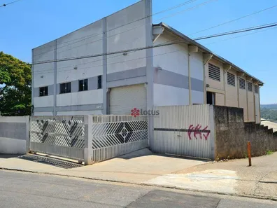 Galpão / Depósito / Armazém para venda ou aluguel, 1200m² no Chácara do Solar I (Fazendinha), Santana de Parnaíba
