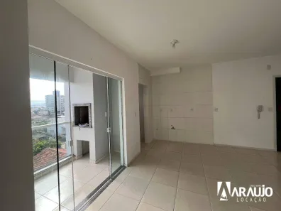 Apartamento com 2 Quartos para alugar, 64m² no Centro, Navegantes