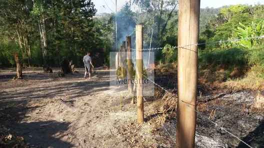 Terreno / Lote / Condomínio à venda, 650m² no Jardim Flórida, Embu das Artes