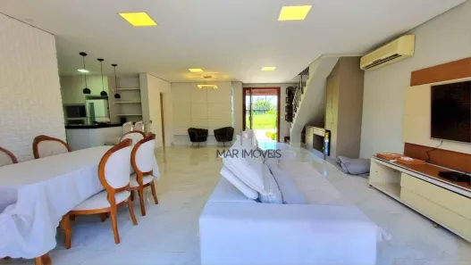 Casa de Condomínio com 3 Quartos para alugar, 230m² no Balneário Praia do Pernambuco, Guarujá