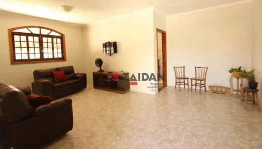 Fazenda / Sítio / Chácara com 4 Quartos à venda, 206m² no Colinas do Piracicaba (Ártemis), Piracicaba