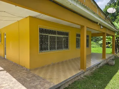 Fazenda / Sítio / Chácara com 2 Quartos à venda, 286m² no Tinguá, Nova Iguaçu