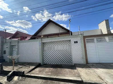 Casa com 5 Quartos para alugar, 160m² no Jardim Tavares, Campina Grande