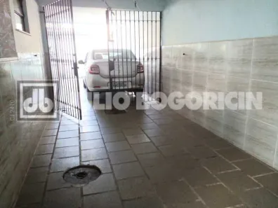 Casa Comercial à venda, 300m² no Tanque, Rio de Janeiro