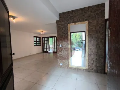 Casa de Condomínio com 5 Quartos para venda ou aluguel, 278m² no Altos de São Fernando, Jandira