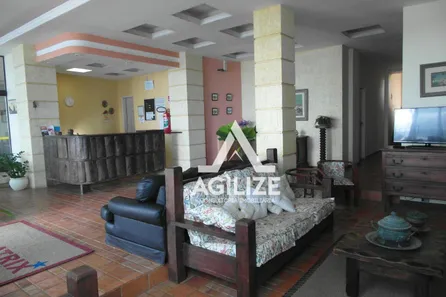 Hotel / Motel / Pousada com 40 Quartos à venda, 905m² no Praia do Pecado, Macaé