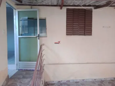 Casa com 4 Quartos para alugar, 130m² no Bom Jesus, Viçosa