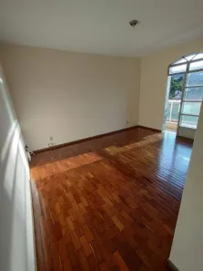 Apartamento com 3 Quartos para alugar, 120m² no Centro, Viçosa