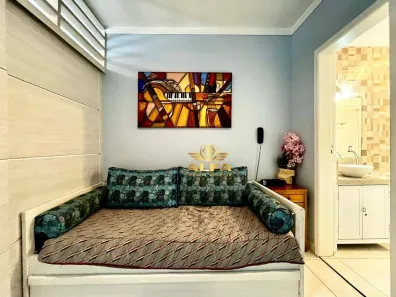 Kitnet com 1 Quarto à venda, 29m² no Pitangueiras, Guarujá