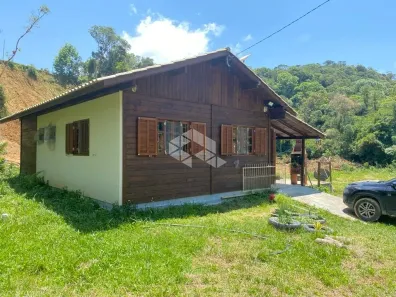 Fazenda / Sítio / Chácara com 3 Quartos à venda, 80m² no , Águas Mornas