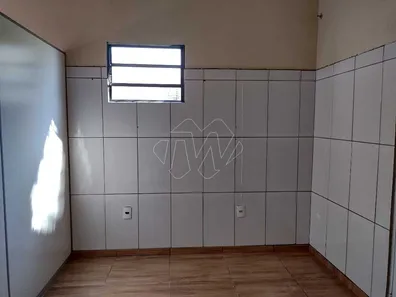 Loja / Salão / Ponto Comercial para alugar, 1m² no Vila Xavier (Vila Xavier), Araraquara