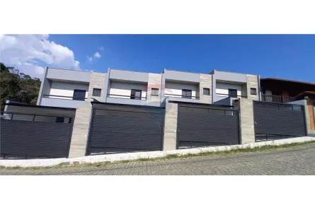Sobrado com 3 Quartos à venda, 151m² no Suíssa, Ribeirão Pires