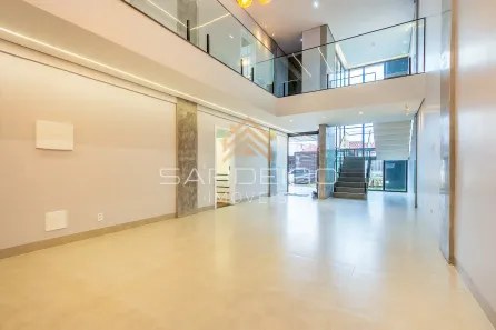 Sobrado com 4 Quartos à venda, 285m² no Guará II, Brasília