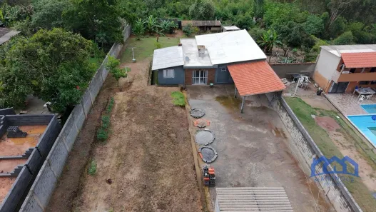 Fazenda / Sítio / Chácara com 3 Quartos à venda, 1000m² no , Mairinque