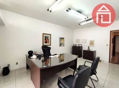 Prédio Inteiro para venda ou aluguel, 395m² no Centro, Bragança Paulista