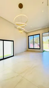 Casa de Condomínio com 3 Quartos à venda, 178m² no Jardins Capri, Senador Canedo