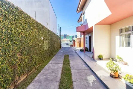 Sobrado com 3 Quartos à venda, 129m² no Cajuru, Curitiba