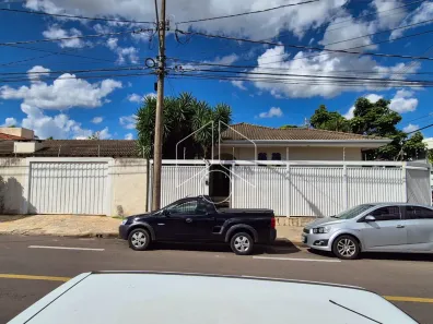 Loja / Salão / Ponto Comercial para alugar, 30m² no Jardim Tangará, Marília