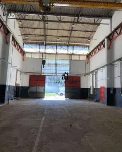 Galpão / Depósito / Armazém para venda ou aluguel, 2000m² no Residencial Parque Cristiane, Mairinque