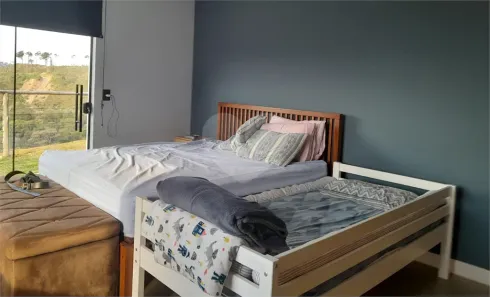 Fazenda / Sítio / Chácara com 4 Quartos à venda, 236m² no , Mairinque