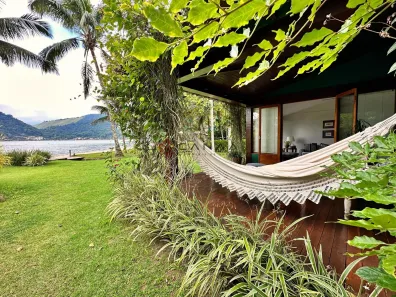 Casa de Condomínio com 3 Quartos à venda, 150m² no Retiro (Cunhambebe), Angra dos Reis