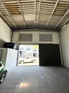 Galpão / Depósito / Armazém para alugar, 150m² no Portão, Lauro de Freitas