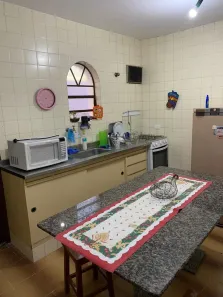 Fazenda / Sítio / Chácara com 3 Quartos à venda, 258m² no Chácaras Lidia, Embu das Artes