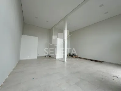 Loja / Salão / Ponto Comercial para alugar, 71m² no Centro, Cascavel