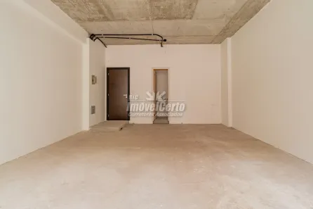 Conjunto Comercial / Sala à venda, 63m² no Centro, Curitiba